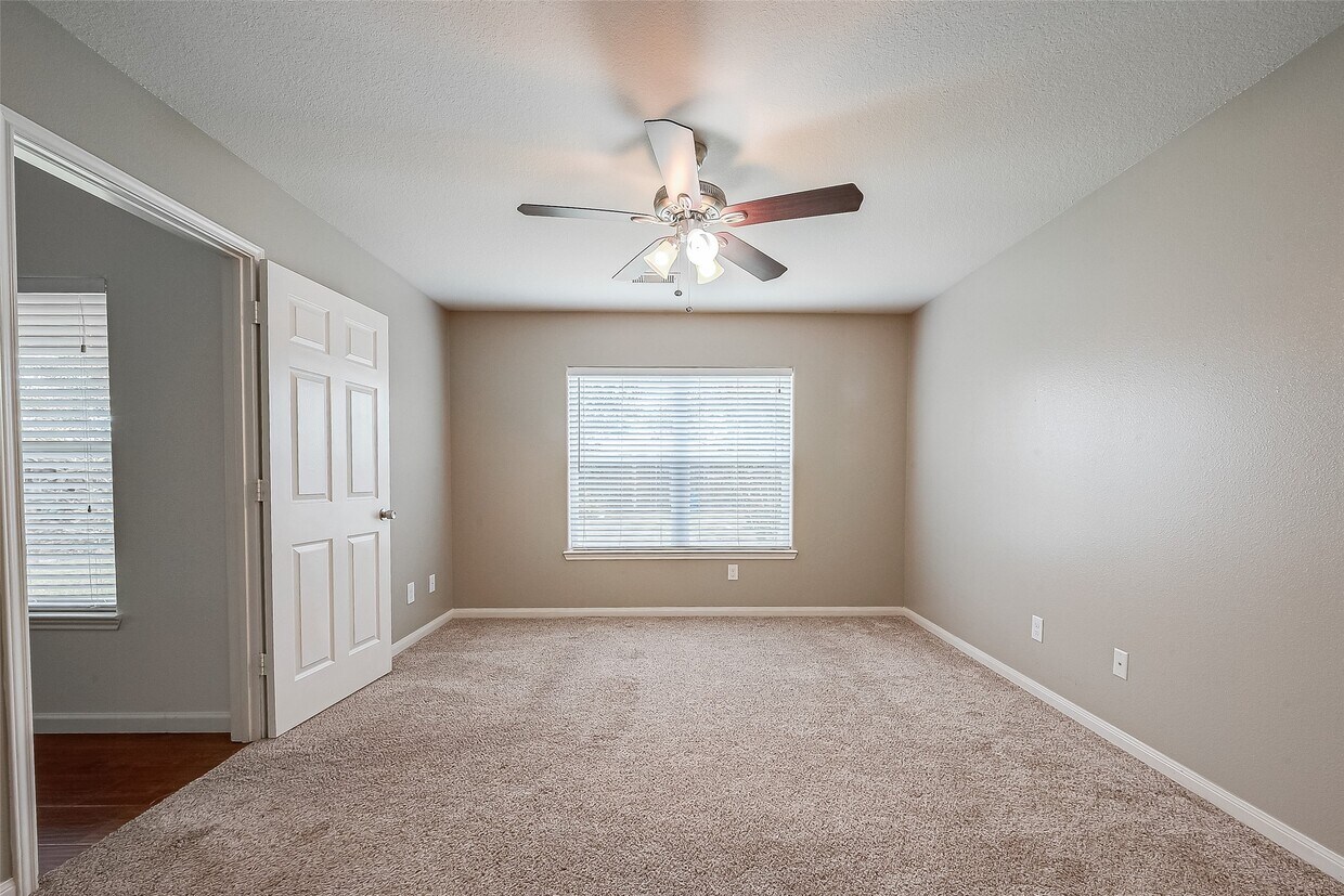 Foto del edificio - 26915 Teal Bayou Ln