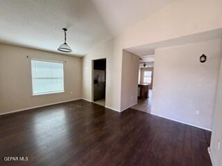 Building Photo - 6229 Lovebird Ln