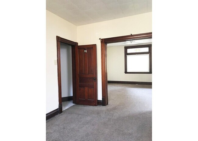 Foto del edificio - 936 Ludlow Ave