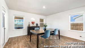 Foto del edificio - 13740 Redrock Dr