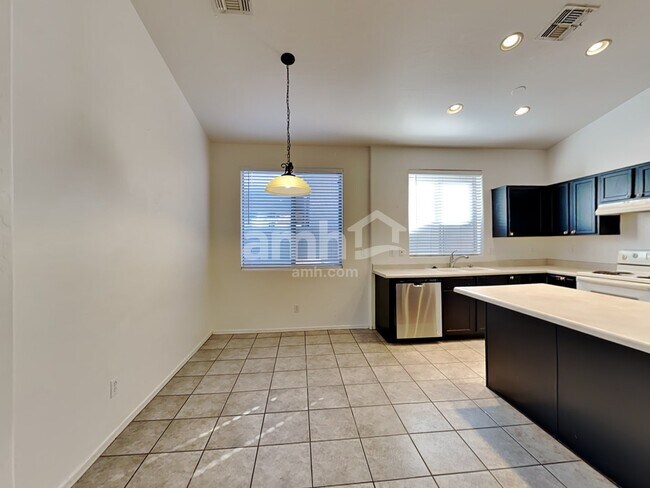 Building Photo - 17284 W Smokey Drive