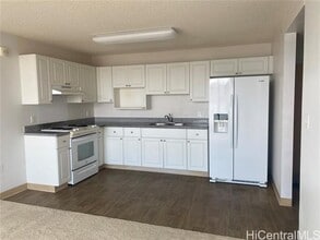 Building Photo - 801 South St