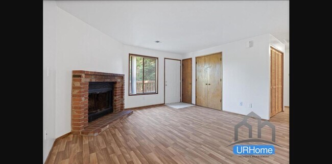 Foto del edificio - 426 SE 169th Ave