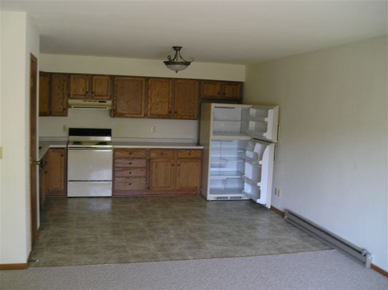 Building Photo - 12 Pine Ridge Ct