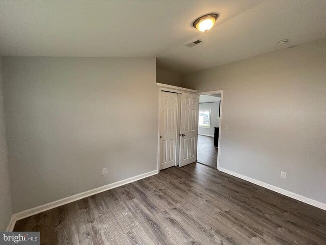 Building Photo - 1013 Anchor Way