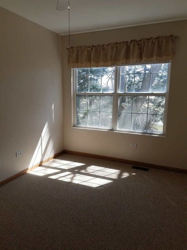 Foto del edificio - 651 W Liberty St