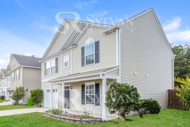 Building Photo - Fall in love with this beautiful home!