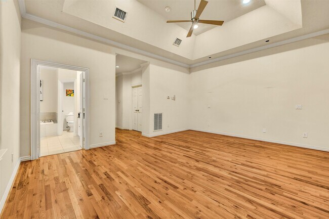 Building Photo - 3030 Orchard Ct