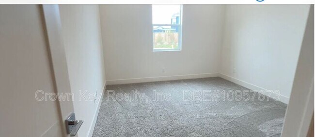 Building Photo - 3096 Leeds Ln