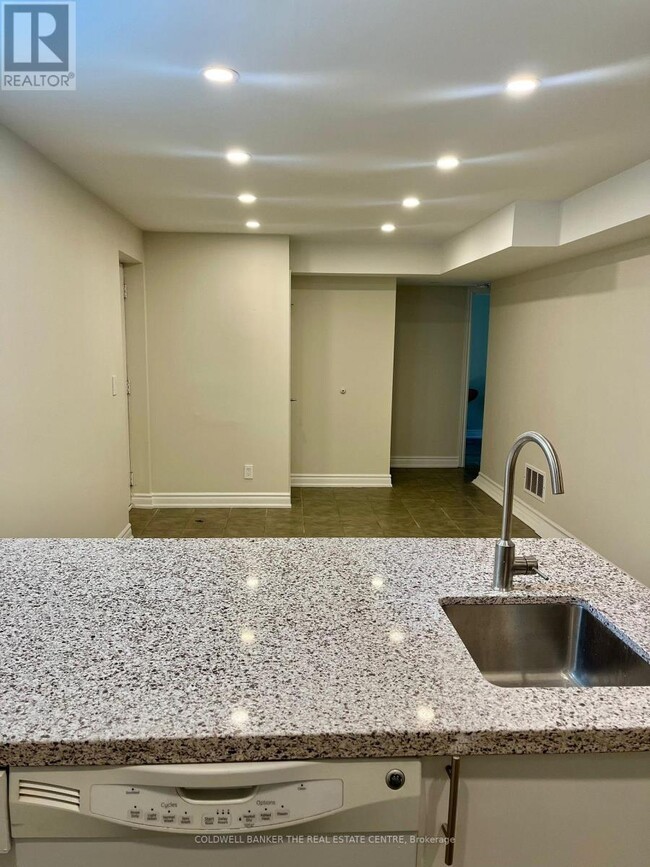 Building Photo - 28 El Dorado St