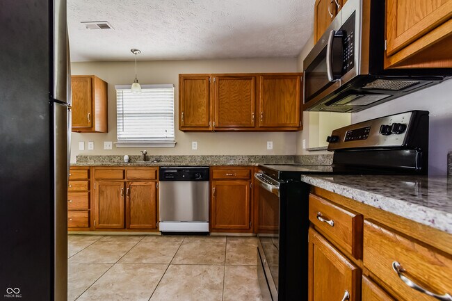 Building Photo - 12218 Van Spronsen Ct