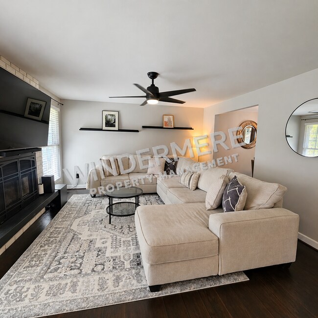 Foto del edificio - Elevated Living in CK School District | Hot Tub, A/C & Private Outdoor Retreat