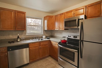 Building Photo - Parsippany Gardens