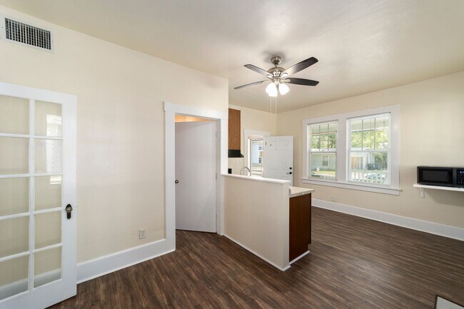 Foto del edificio - 1022 NW 3rd Ave