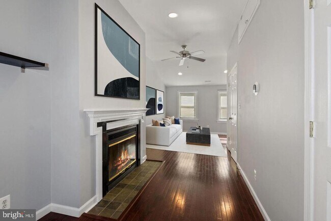 Foto del edificio - 2232 Fleet St