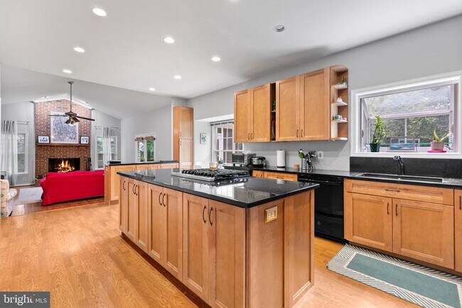 Foto del edificio - 46450 Saffron Ct