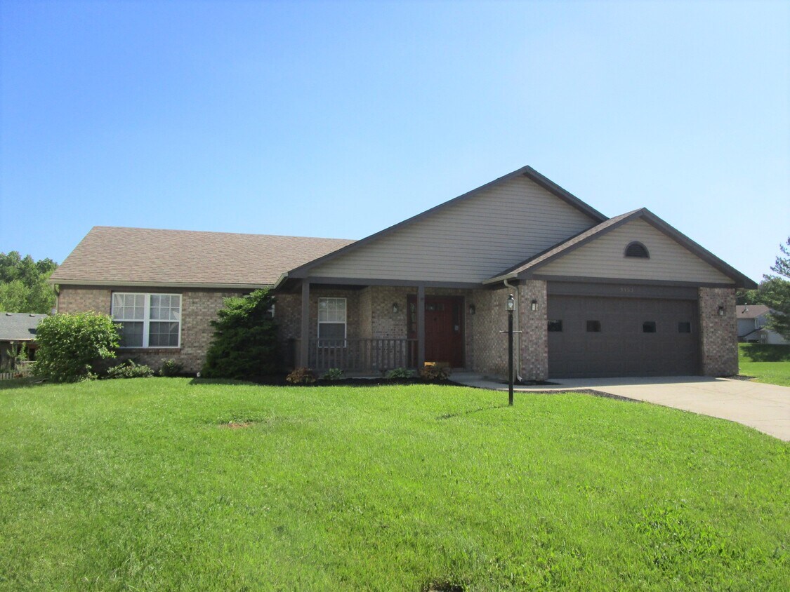 Foto principal - 5533 Crown Woods Cir