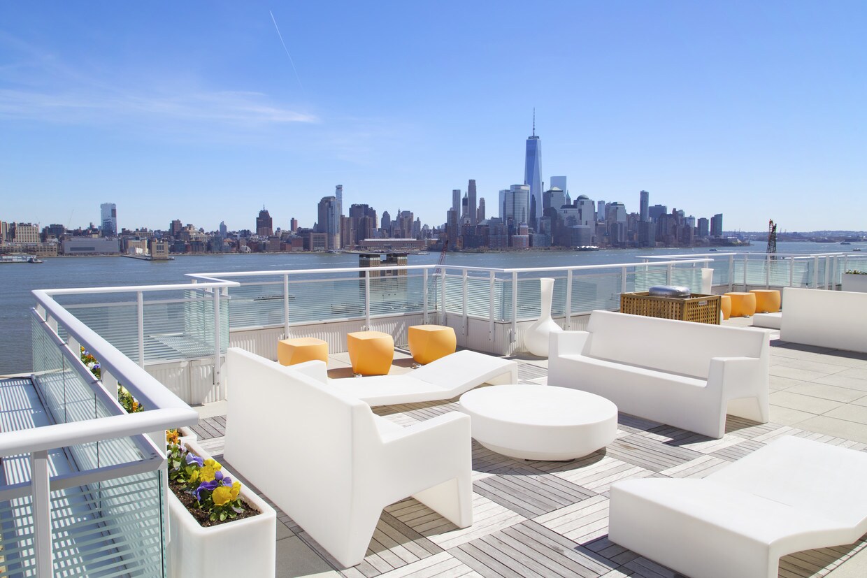 Newport Rentals Alquileres en Jersey City, NJ