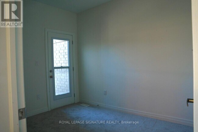 Building Photo - 75 Sidney Rose Cmn