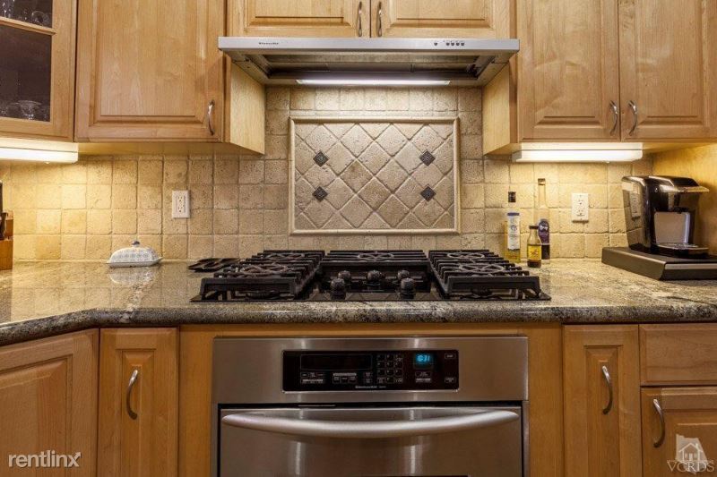 Building Photo - 3 br, 3 bath House - 000 Benson Way