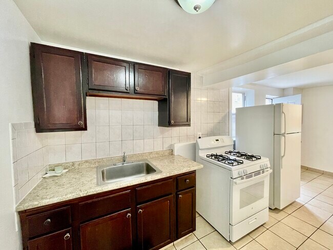 Foto del edificio - 2227 W 19th St