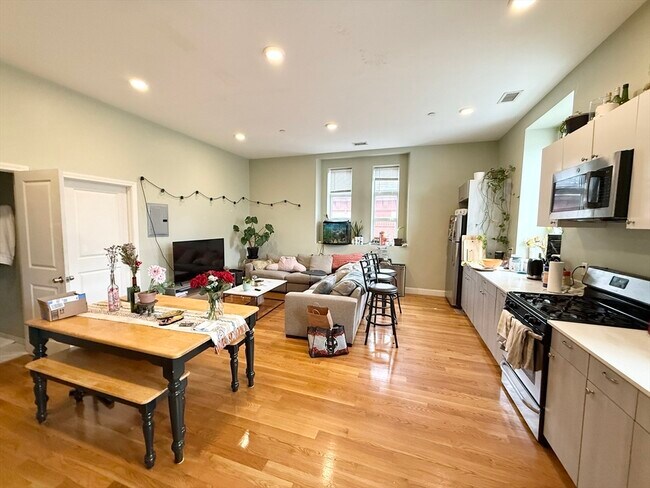 Foto del edificio - 409 Dudley St