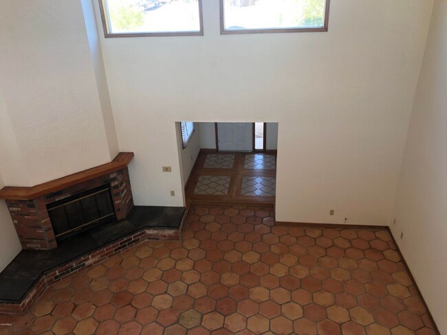 Building Photo - 6445 E Wildcat Dr