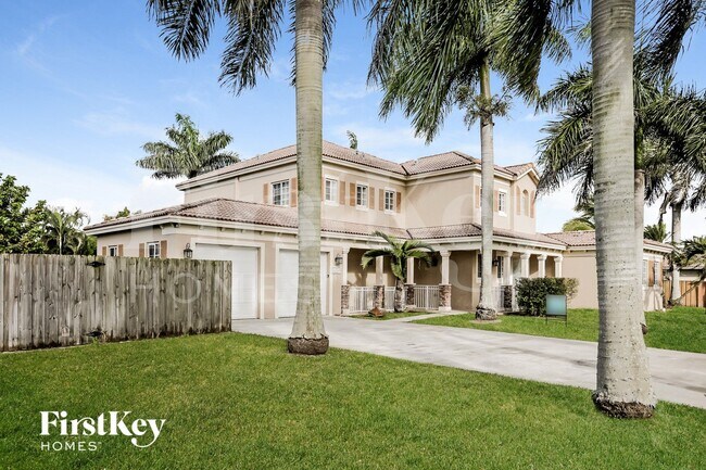 Building Photo - 32152 SW 204th Ct