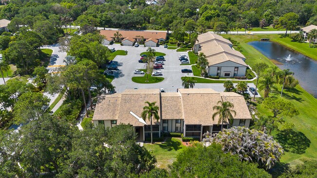 Foto del edificio - 2703 SW Matheson Ave