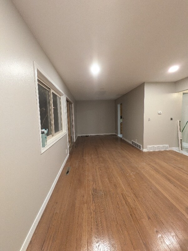 Foto del edificio - 3925 18th Ave NW