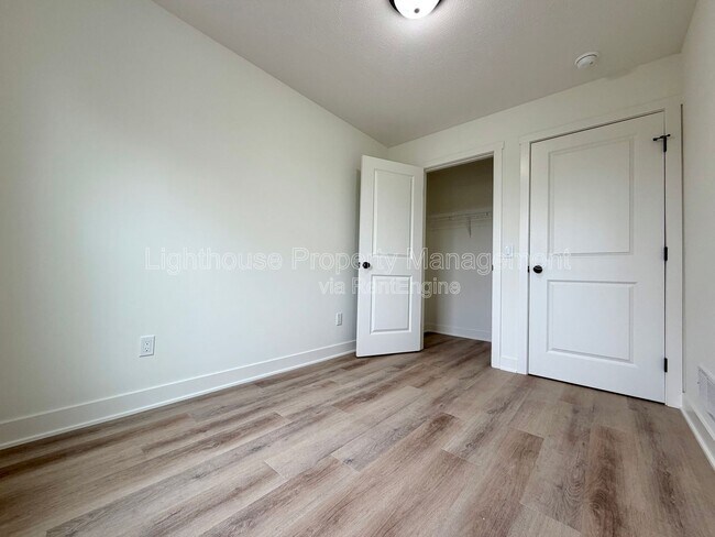 Foto del edificio - 313 Orchard Ave