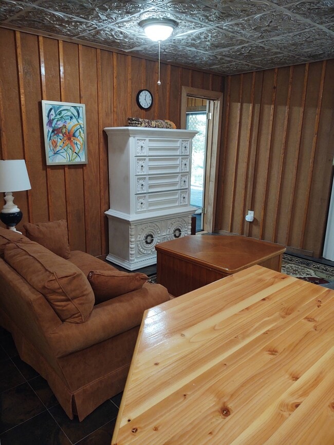 Entrada al dormitorio - 297 Knoll Dr
