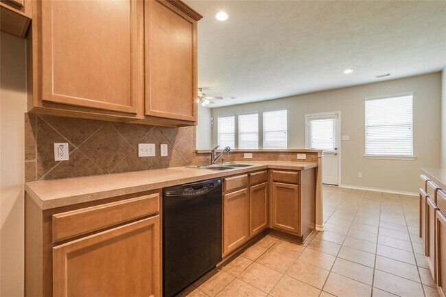 Foto del edificio - 2708 Maybrook Hollow Ln