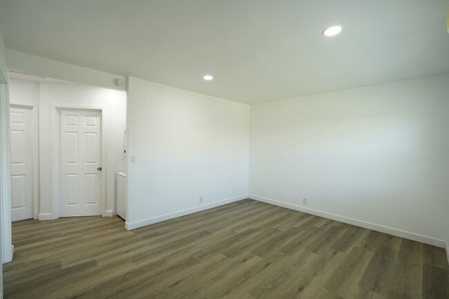 Photo - Dracaea Avenue Apartment