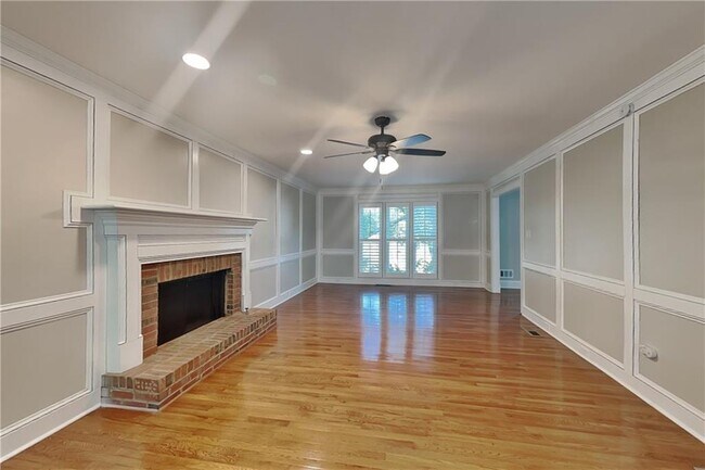 Foto del edificio - 3298 Robinson Oaks Way NE