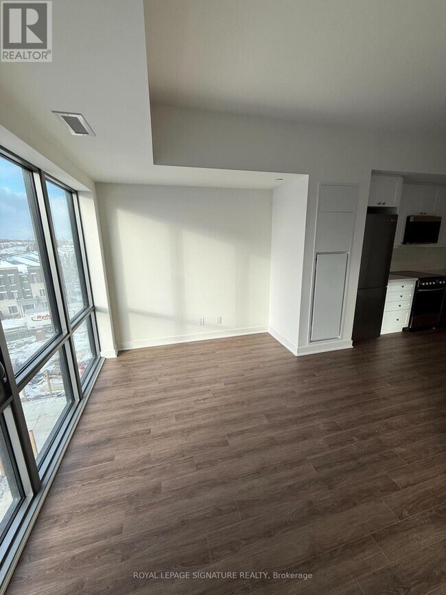 Photo du bâtiment - 51 Clarington Blvd