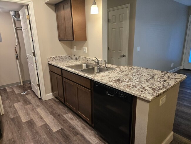 Building Photo - The Springs of Royal Oaks