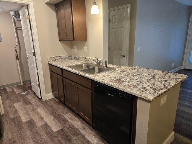 Foto del edificio - The Springs of Royal Oaks