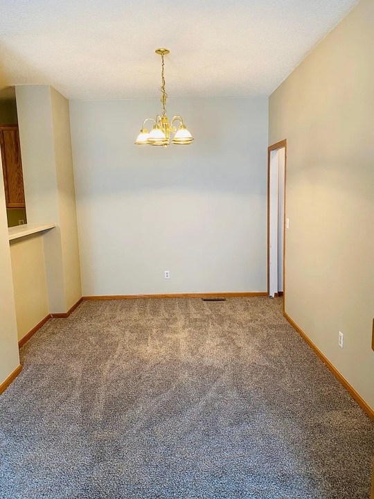 Building Photo - 3128 Juniper Ln