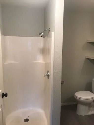 Building Photo - 944 N Storer Ave