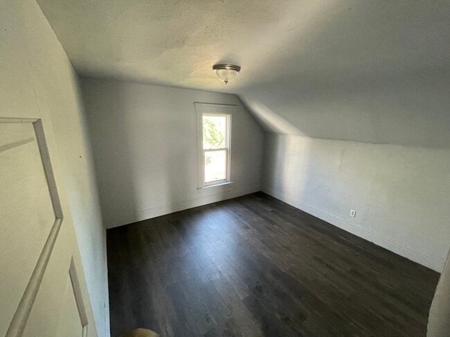 Building Photo - 1636 Milburn Ave