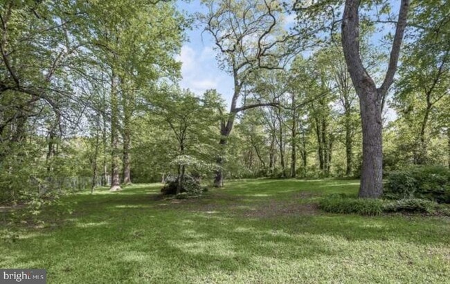 Foto del edificio - 13310 Mockingbird Ln
