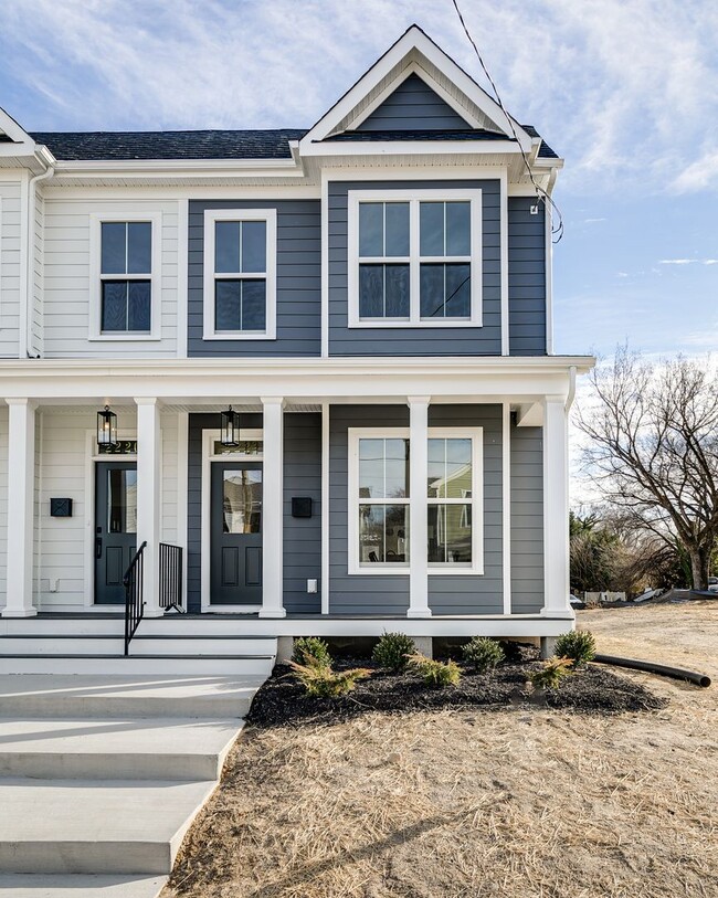 Foto del edificio - BRAND NEW 3 Bedroom 2.5 Bath Homes Availab...