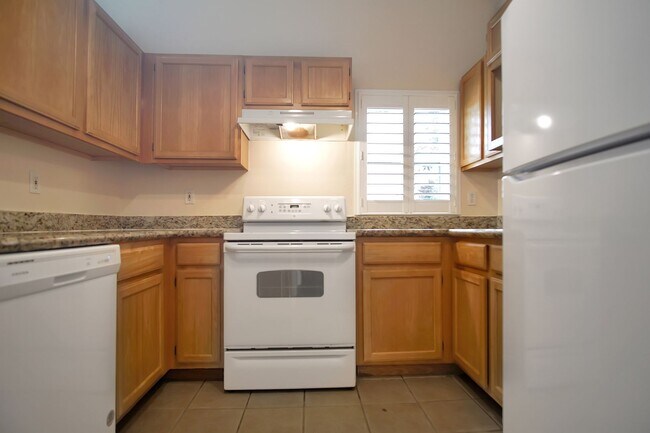 Foto del edificio - Runaway Beach Condo now available!
