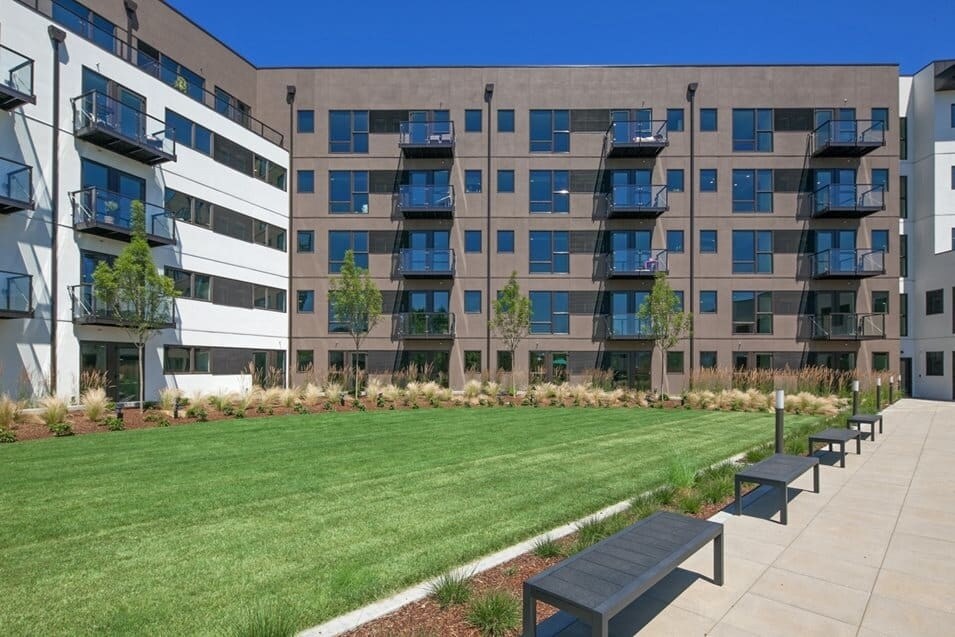 Primary Photo - Portland II Country Place Apartments