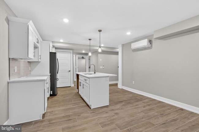 Foto del edificio - 2034 N Front St