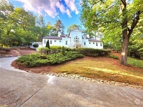 Building Photo - 5125 Powers Ferry Rd NW