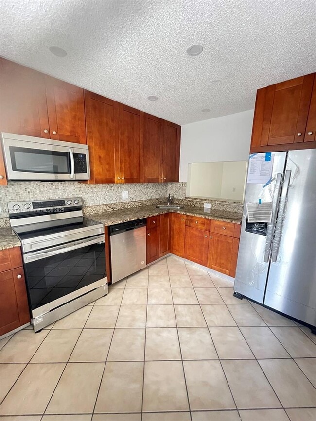 Foto del edificio - 1599 Springside Dr