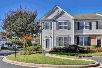 Building Photo - 201 Braelock Dr