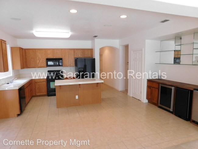 Building Photo - 4 br, 3 bath House - 603 Watercolor Lane